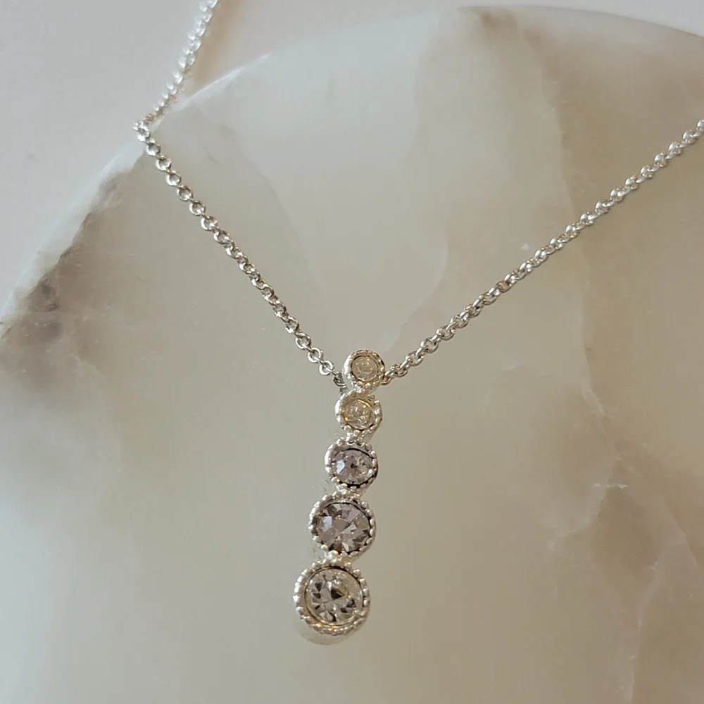 Rare Diamonds Limited Edition Rhinestone Drop Necklace Avon Signed NRT Silver